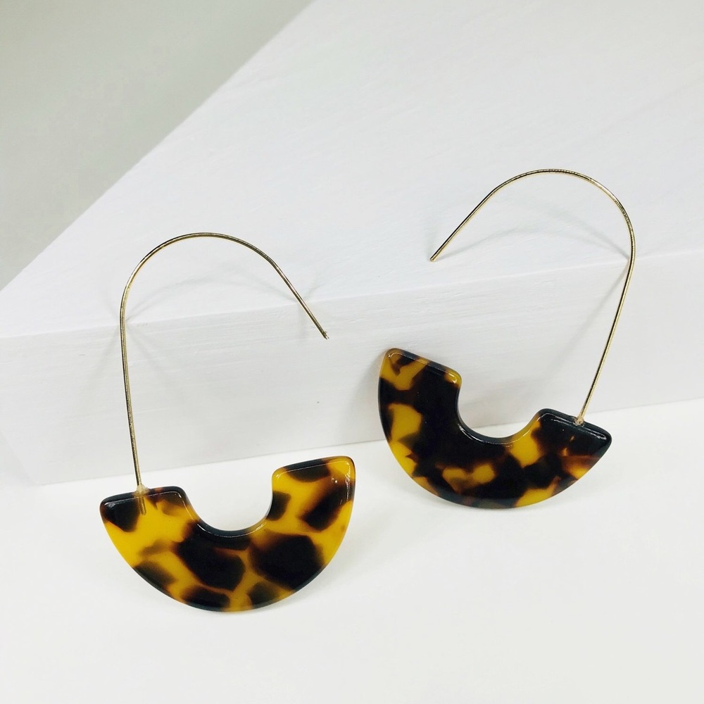 Baublebar Style Faidra Resin Earrings - Picture 5 of 6